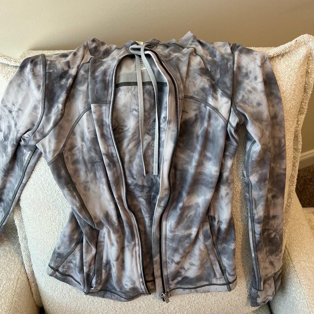Lulu lemon hooded jacket